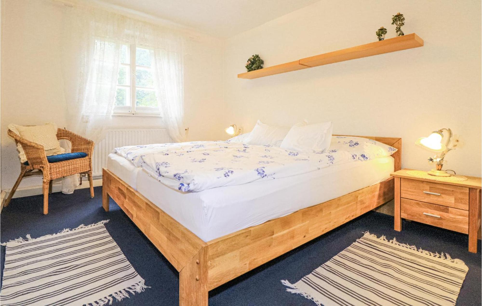 Ferienwohnung Mit Seeblick Aldrans Екстер'єр фото